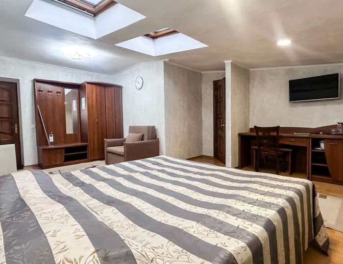 Коттедж Коттедж №2  Полулюкс 1-местный без балкона мансарда - Санаторий «Карагай» Большеустьикинское