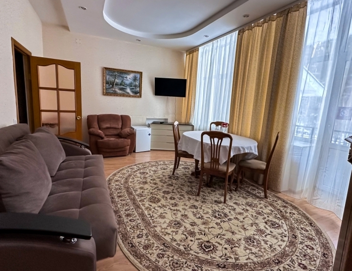 Люкс Корпус №1 Люкс Семейный 1-местный 2-комнатный с балконом - Санаторий «Карагай» Большеустьикинское