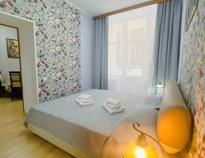 Люкс Корпус №1 Люкс Семейный 2-местный  3-комнатный  с балконом - Санаторий «Карагай» Большеустьикинское